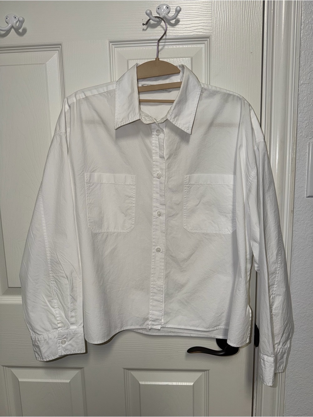 Zara White Woman’s Crop Button-Down Cotton Shirt